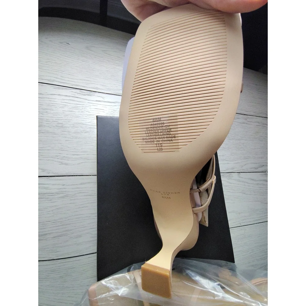 Marc Fisher LTD Dennie Strappy Square Toe Sandals Medium Natural Leather 8.5M